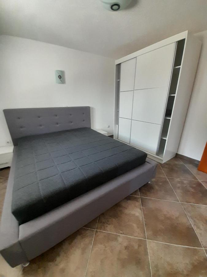 Apartmani Buena Vista 巴尔 外观 照片