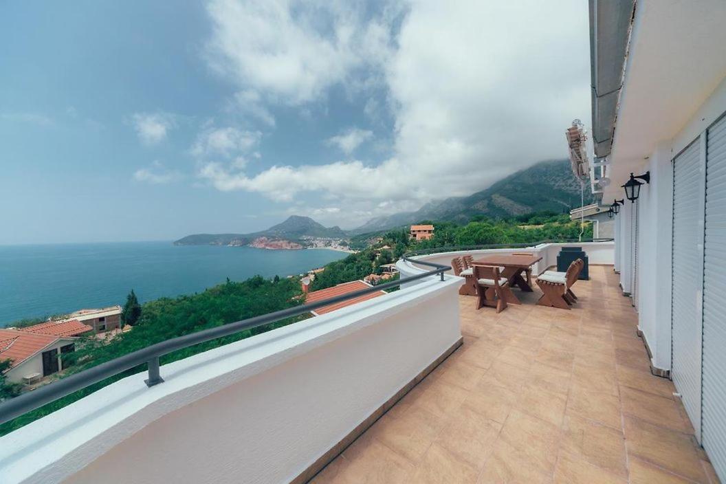 Apartmani Buena Vista 巴尔 外观 照片