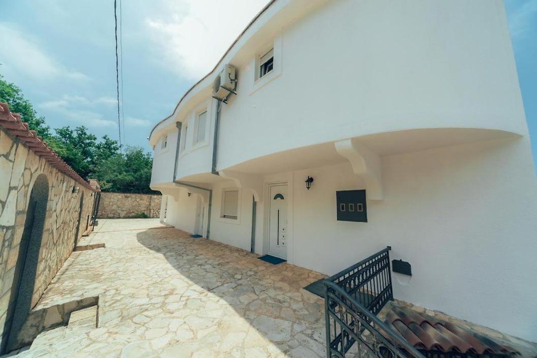 Apartmani Buena Vista 巴尔 外观 照片