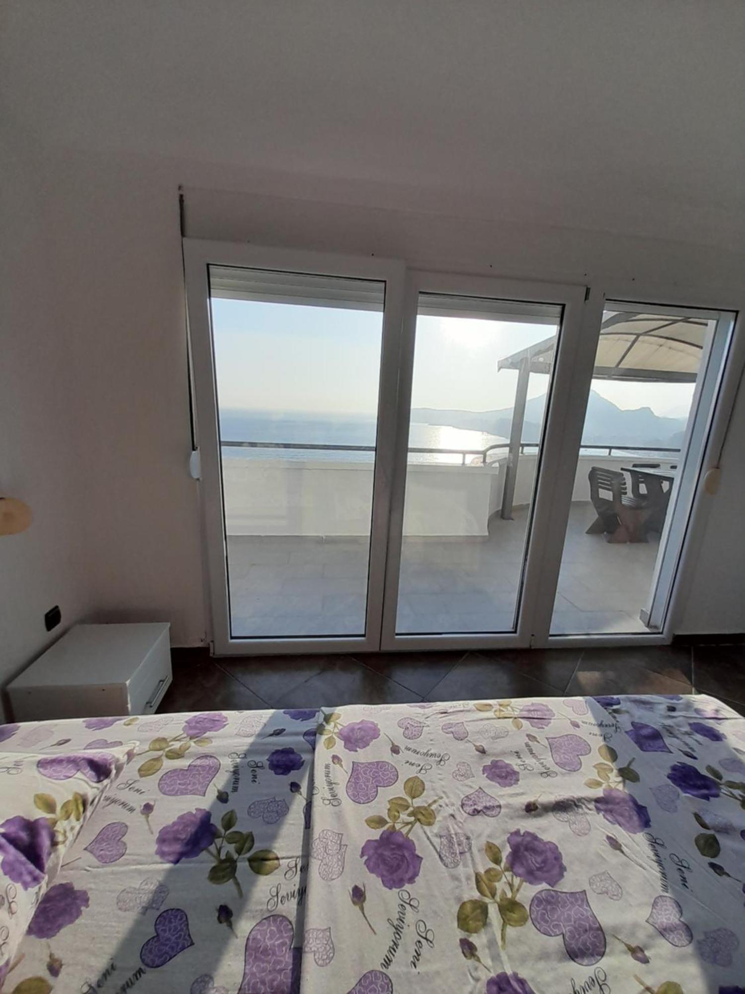 Apartmani Buena Vista 巴尔 外观 照片